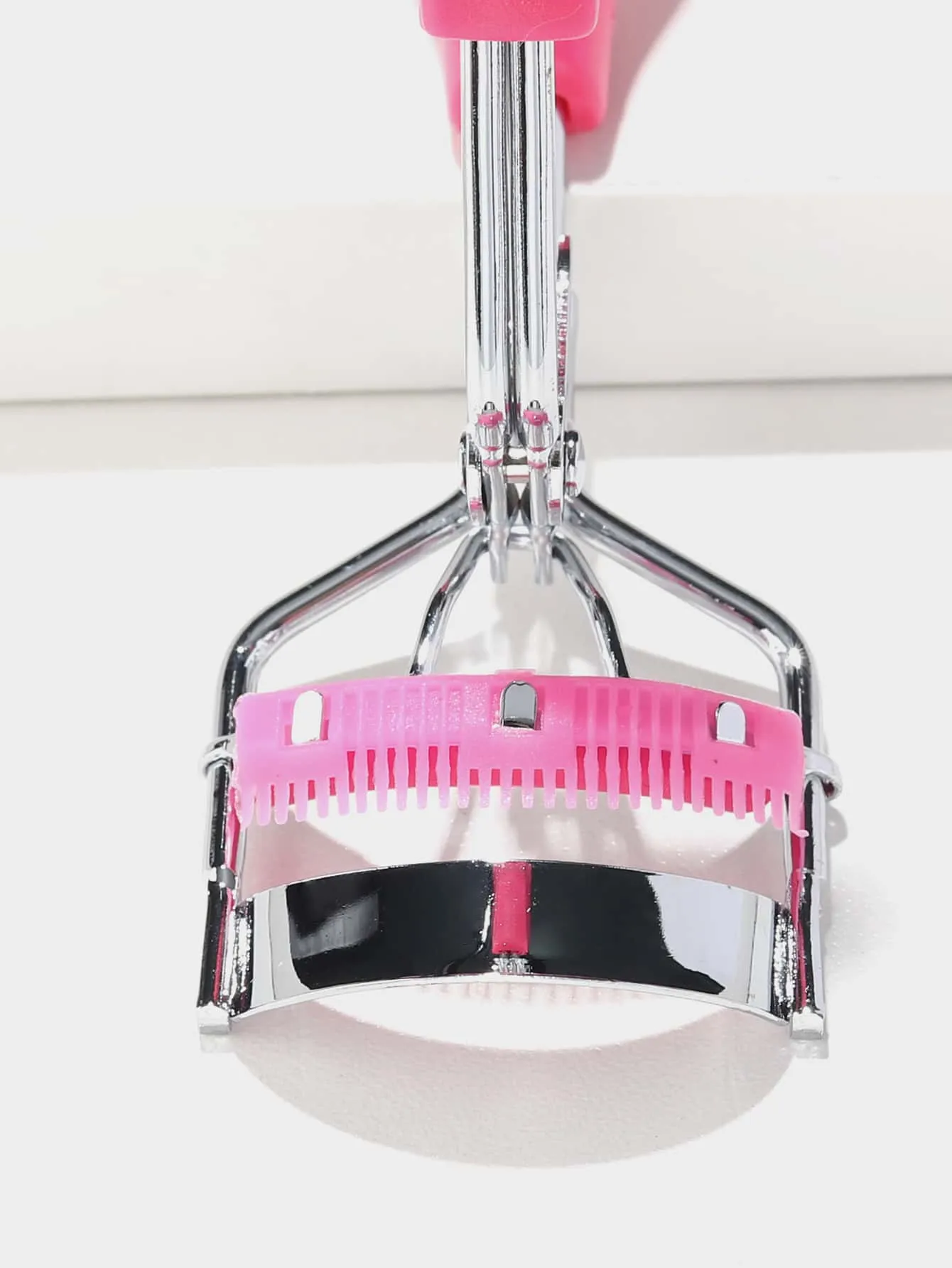 1pc Eyelash Curler With Comb