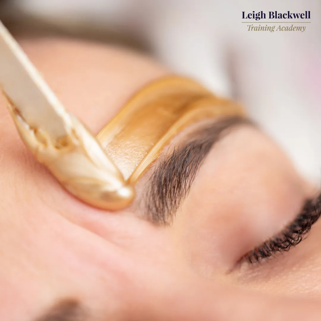 Eyebrow Shaping, Tinting and Waxing Course