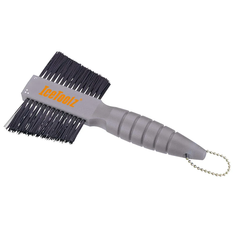 Icetoolz C121 Two-Way Brush